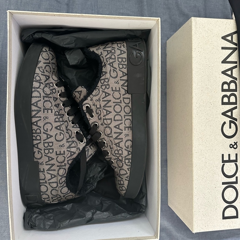 Dolce & Gabbana GRAY LOGO PRINT PORTOFINO SNEAKERS